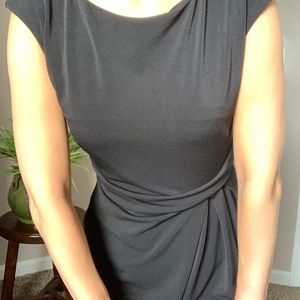 Asymmetrical black flattering dress. Xs. New